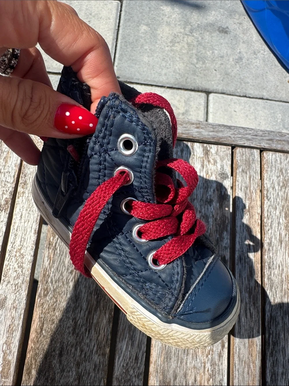 Converse baby shoes size 5 Navy Quilted High-Top Sneakers with Red Laces